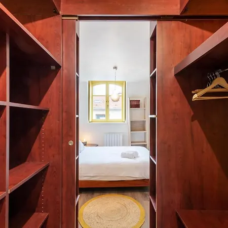 Le Clocher De Saint-epvre *